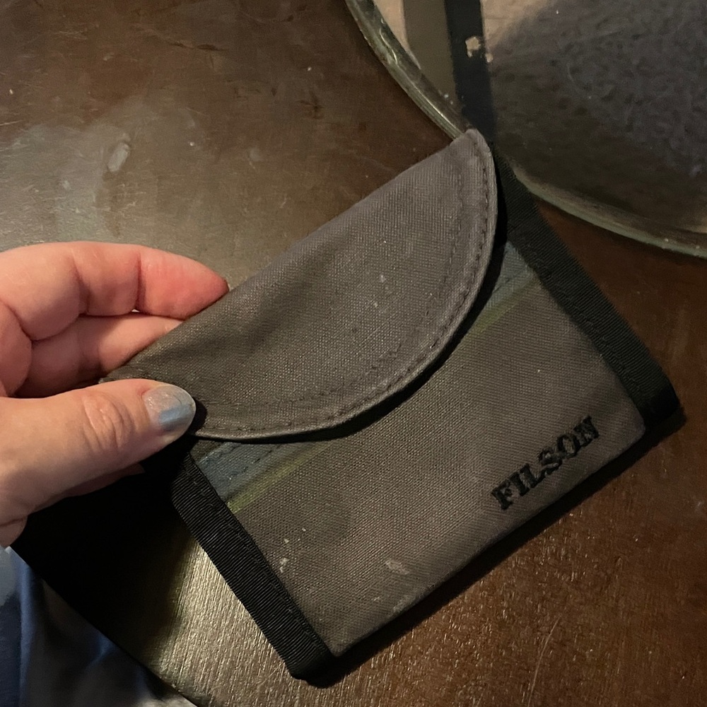 Filson black Canvas Wallet - Picture 2 of 5